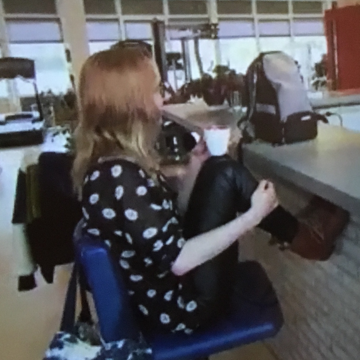 C3A70652-3991-4C70-8329-BEDD9372FB13